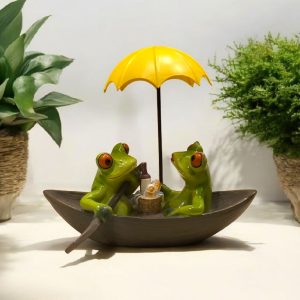 Frogs on Boat-1418