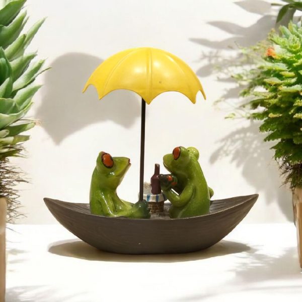 Frogs on Boat-1418 - Image 2