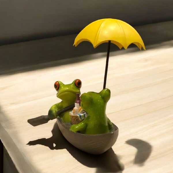 Frogs on Boat-1418 - Image 4