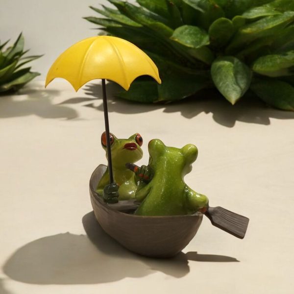 Frogs on Boat-1418 - Image 3