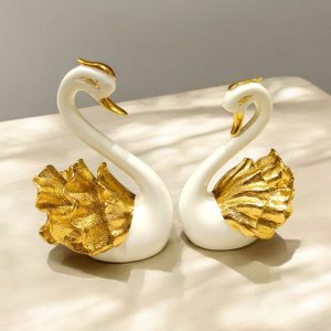 Golden Swan-1145